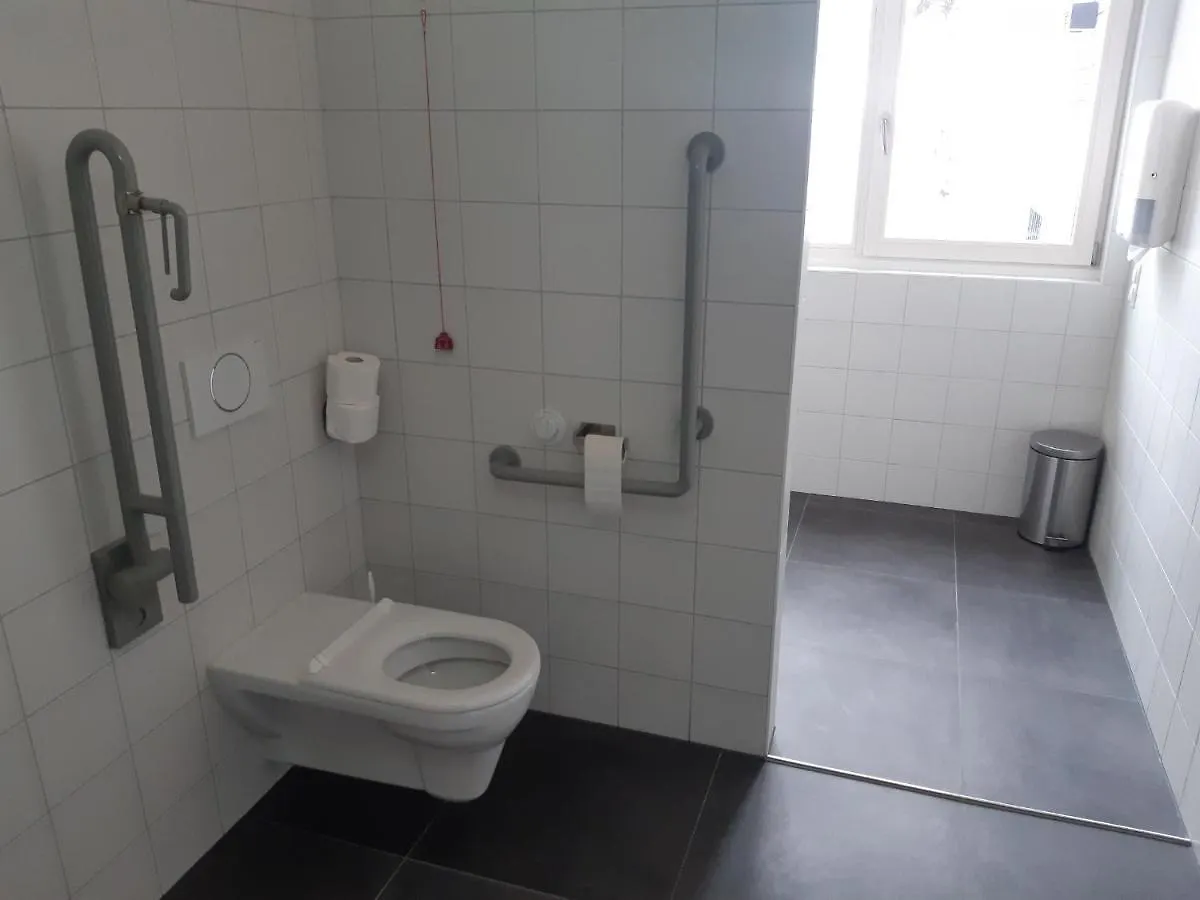 Haus Der Freundschaft - Gemeinnuetziges Kinder- Und Jugendgaestehaus Innsbruck 0*,