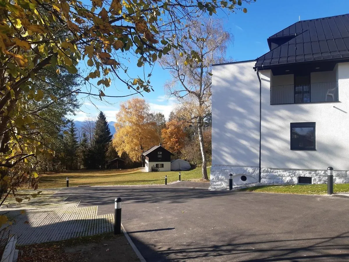 Hostel Haus Der Freundschaft - Gemeinnuetziges Kinder- Und Jugendgaestehaus Innsbruck